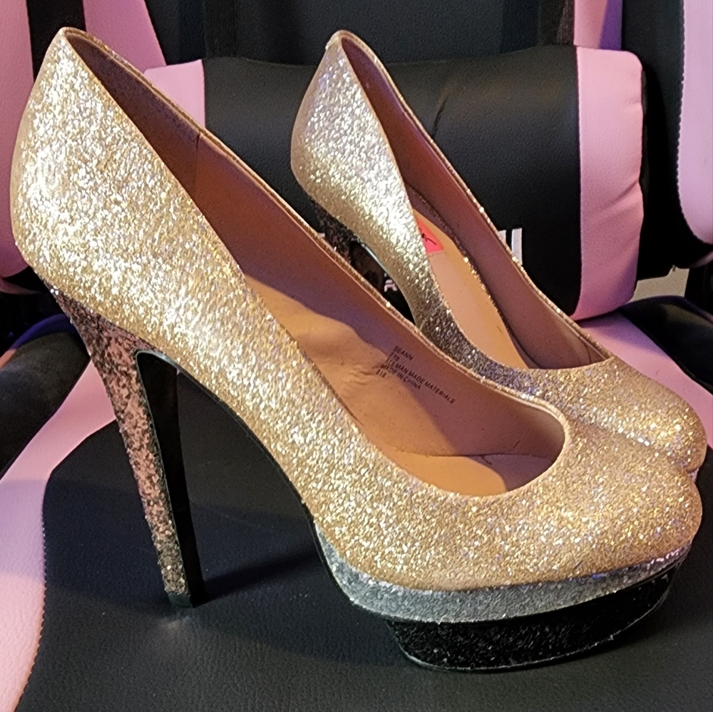 Betsey Johnson Tricolored Pumps